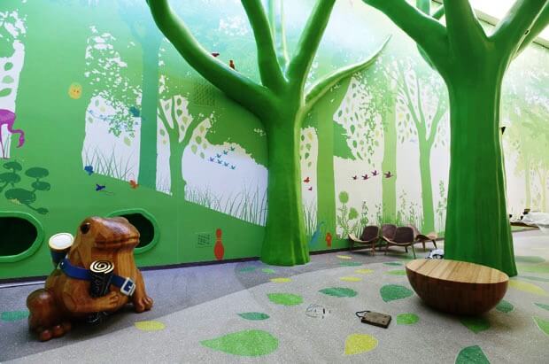 6-11-2015 Inspiring Childrens Hospital Decor Nationwide