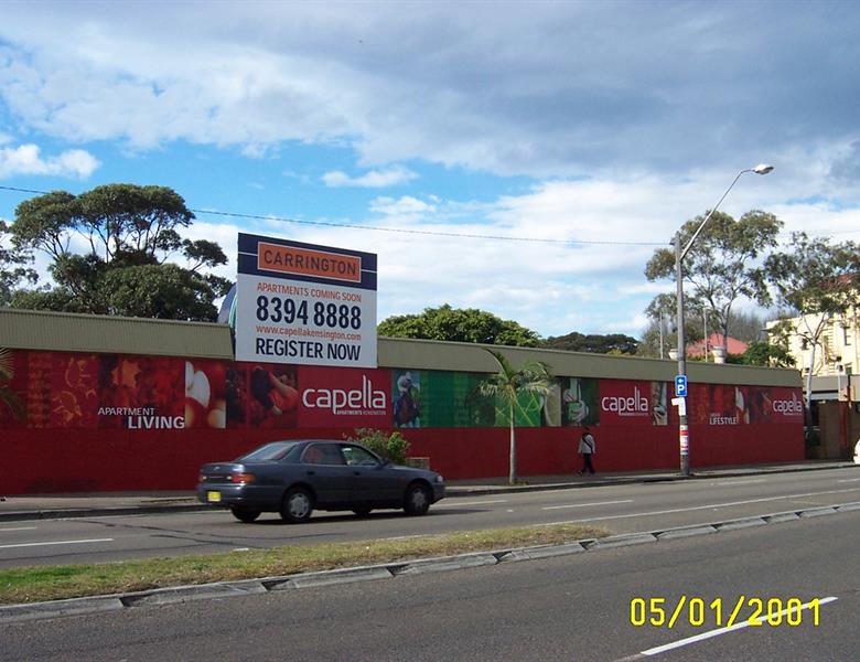 capella-hoarding