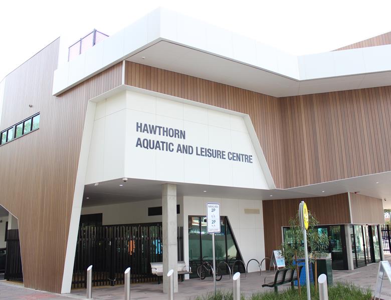 hawthorn-aquatic-exterior